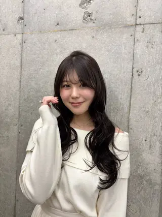 ロング カラー 梅雨対策すぐ巻ける ☔️縮毛矯正勝倉　麗のヘアスタイル