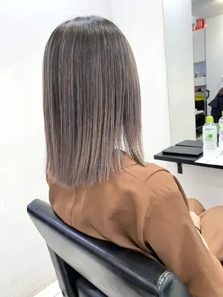 セミロング カラー レイヤーカット 赤み消し　店長/大和のヘアスタイル