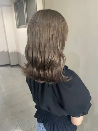 ロング カラー 吉村 夏椰のヘアスタイル