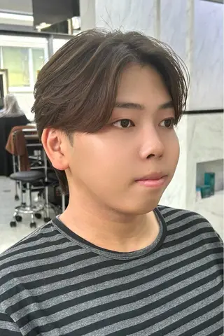 ショート カラー メンズ メンズスタイリスト 前田雄輝のヘアスタイル