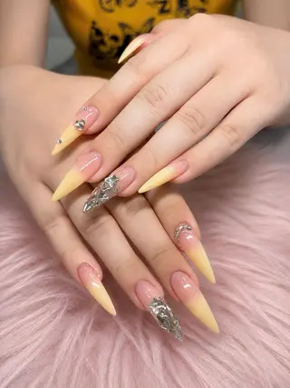 ネイル HAPPI NAIL大国町のネイルデザイン