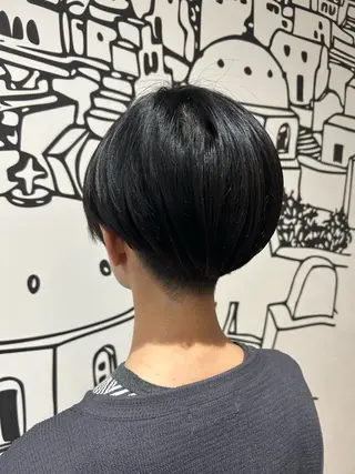 ショート 高木 瑶子のヘアスタイル