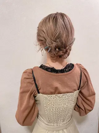 ミディアム カラー ヘアアレンジ cherir髪質改善 パーソナルカラー診断のヘアスタイル