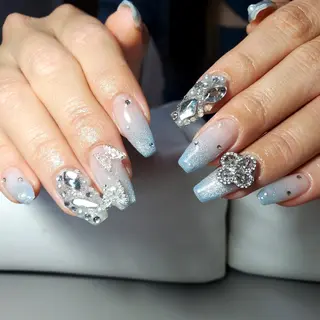 ネイル nailroom sb𓈒𓂂𓏸のネイルデザイン