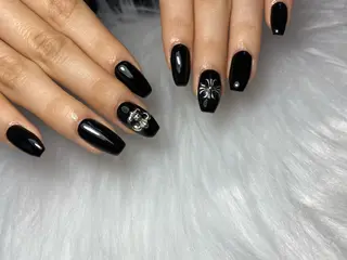 ネイル Mana ·͜· ❤︎のネイルデザイン
