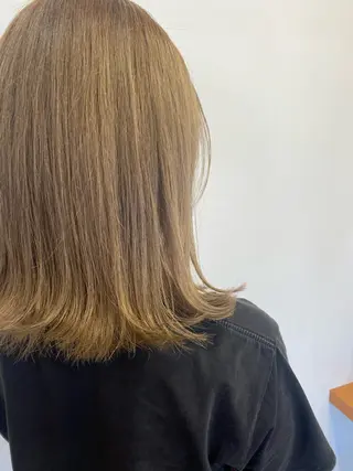 ミディアム カラー 田崎 暁大のヘアスタイル