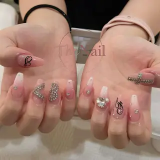 ネイル 長さ出し専門店💖 当日予約OK☆AKIのネイルデザイン