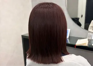 ミディアム ミルクティーカラー/ レイヤーカットAyaのヘアスタイル
