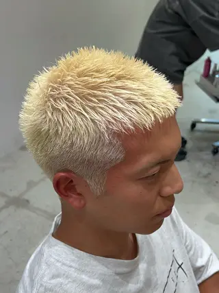 カラー メンズ 🐲ツイスパ🐲 フェード/龍のヘアスタイル