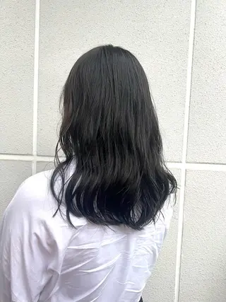 ミディアム カラー パーマ 松坂 真衣のヘアスタイル