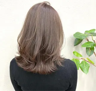 セミロング カラー 🫧透明感カラー🫧 古川穂果のヘアスタイル