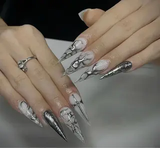 ネイル Julie Nail Hinのネイルデザイン