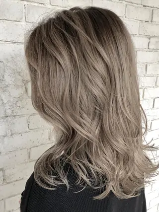 セミロング カラー welring hair salonのヘアスタイル