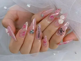 ネイル Sora  Nail 長さ出し専門店のネイルデザイン