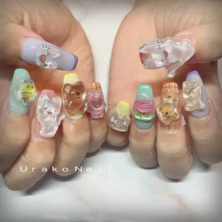 ネイル UrakoNail 《nail》のネイルデザイン