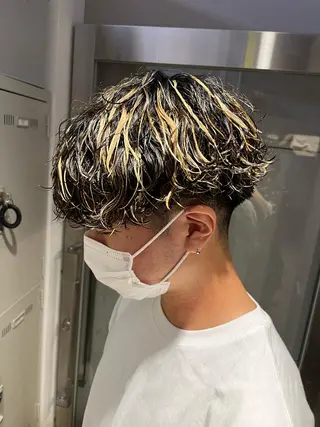 ミディアム パーマ メンズ 横浜駅メンズパーマ師 🌀岩﨑弘成🌀のヘアスタイル