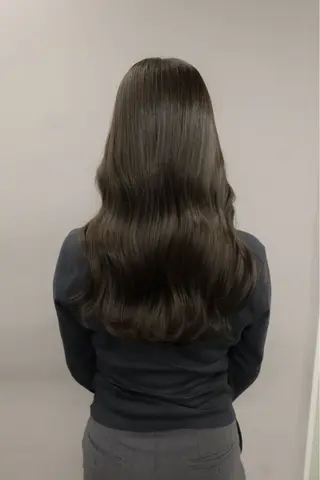 ロング カラー 日南乃/柔らか ブラウンカラーのヘアスタイル