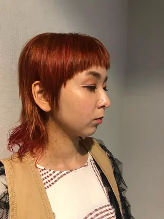 ミディアム うる艶レイヤーカット hinakoのヘアスタイル