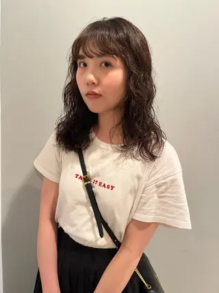 ミディアム パーマ nishi fuyumiのヘアスタイル