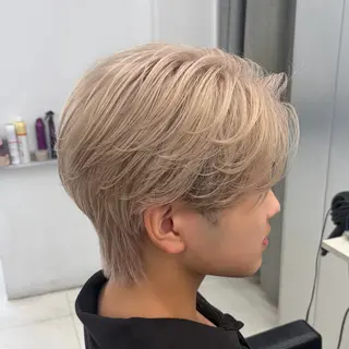 ミディアム カラー メンズ ʜᴀʀᴜᴋᴀ♱メンズ ウルフ/ブリーチのヘアスタイル
