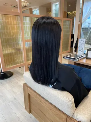 ロング être 加藤 悠花のヘアスタイル
