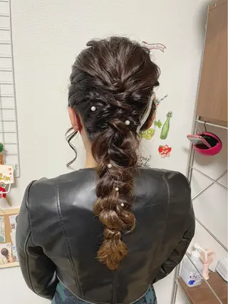 ヘアアレンジ イーチブライト EachBrightのヘアスタイル