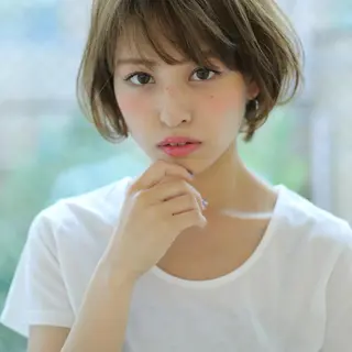 ショート カラー 森 啓之のヘアスタイル