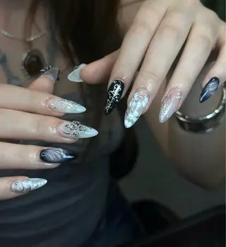 ネイル Iconic Nailのネイルデザイン