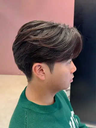 メンズ 韓国式ダウンパーマ 🇰🇷櫻井健のヘアスタイル