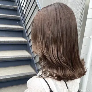 ミディアム ami /原宿/表参道のヘアスタイル