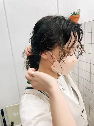 ミディアム パーマ 関 京磨のヘアスタイル