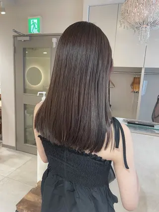 セミロング カラー 切りっぱなしボブ ソノキユウカのヘアスタイル