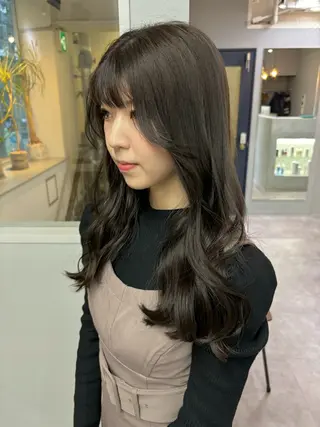 セミロング カラー きよはらちさき🍑 柔らかカラー🌱🫧のヘアスタイル