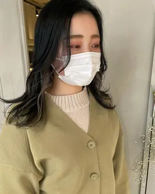 ロング カラー yajima Moemiのヘアスタイル