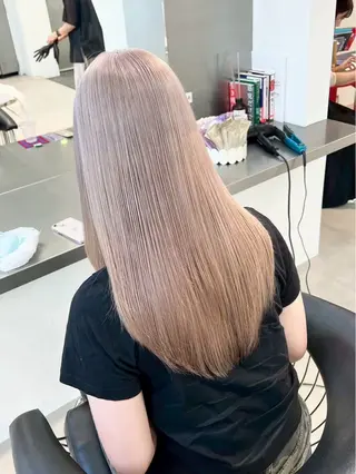 ロング Nao LUCK TOKYOのヘアスタイル