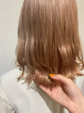 セミロング カラー BLOCK hair makeのヘアスタイル