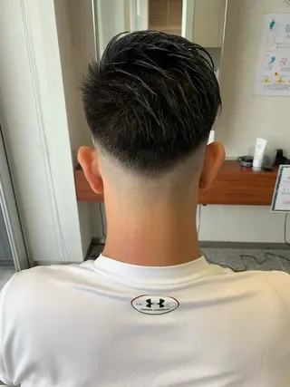 メンズ 伊藤 桃のヘアスタイル
