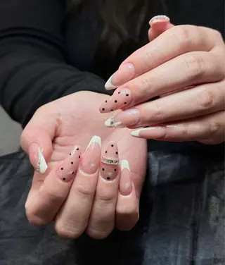 ネイル Iconic Nailのネイルデザイン