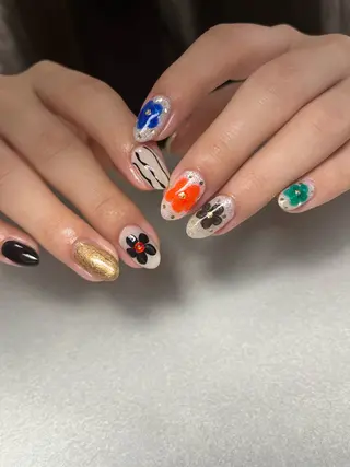 ネイル tsumeya ゆるかわ手描きネイルのネイルデザイン