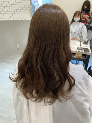 ロング カラー ヘアアレンジ 🌷FUKA🌷 まろやかハイトーンのヘアスタイル