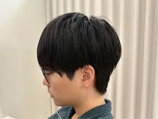 ショート センターパート 韓国ヘア・綾也のヘアスタイル