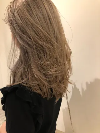 ロング カラー やまさきえりこ ニュアンスパーマのヘアスタイル