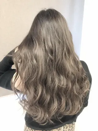 ロング カラー パーマ ヘアアレンジ メンズ キッズ ネイル マツエク・マツパ biscohair 髪にドラマを。のヘアスタイル