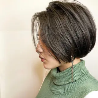 ショート カラー パーマ KONOMI スタイリストのヘアスタイル