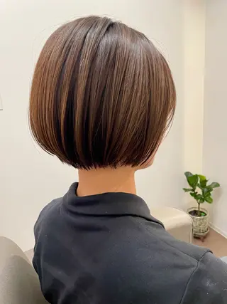 ショート カラー 中村 瑛秀のヘアスタイル