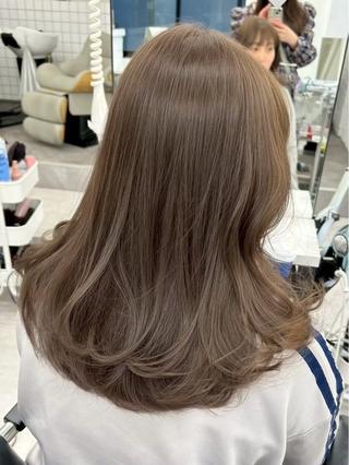 カラー シウ SHUのヘアスタイル