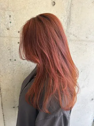 ロング 高橋 朝露のヘアスタイル