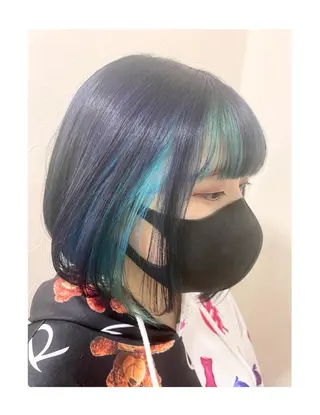 ショート カラー TSUNO🦖 派手髪/オタク美容師のヘアスタイル