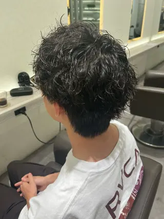 パーマ メンズ 吉見 涼のヘアスタイル
