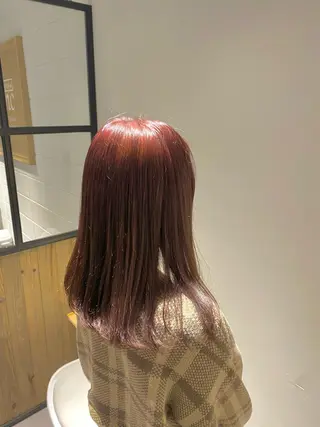 ミディアム 冨樫 真季のヘアスタイル